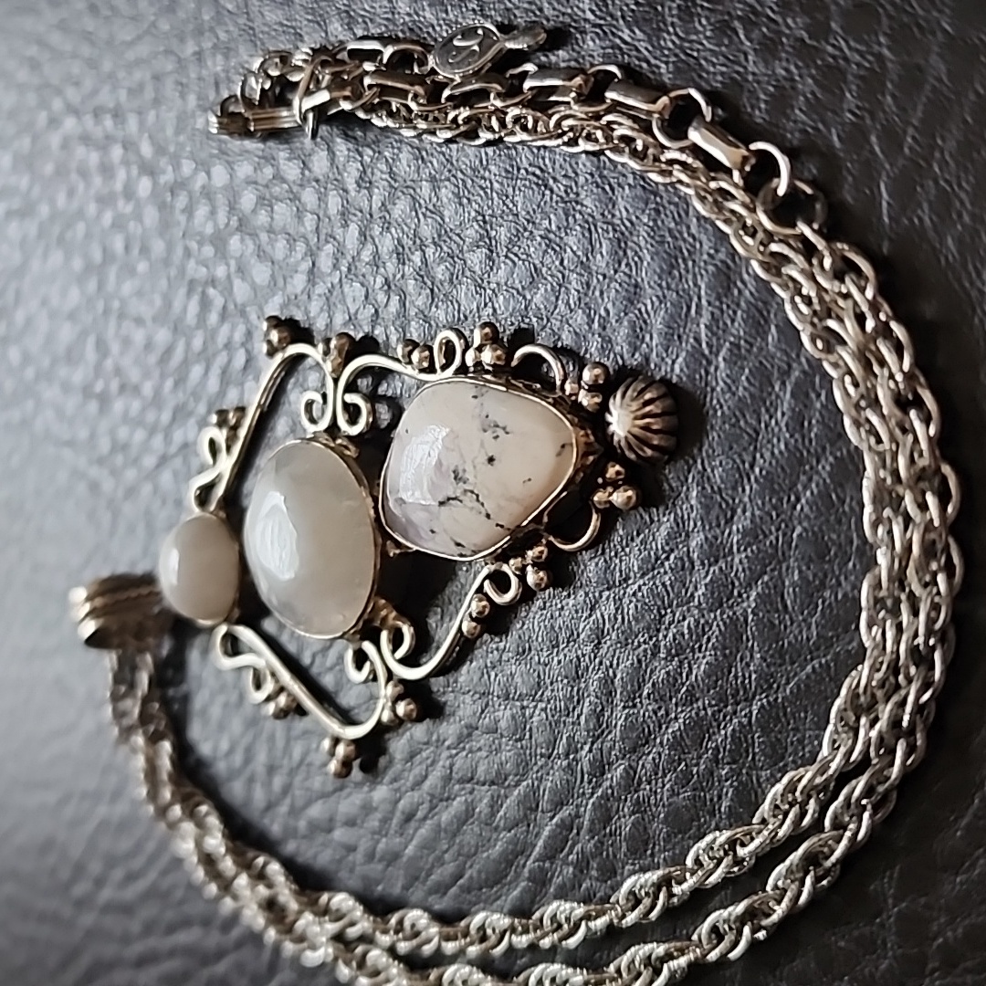 Vtg Sarah Coventry Necklace